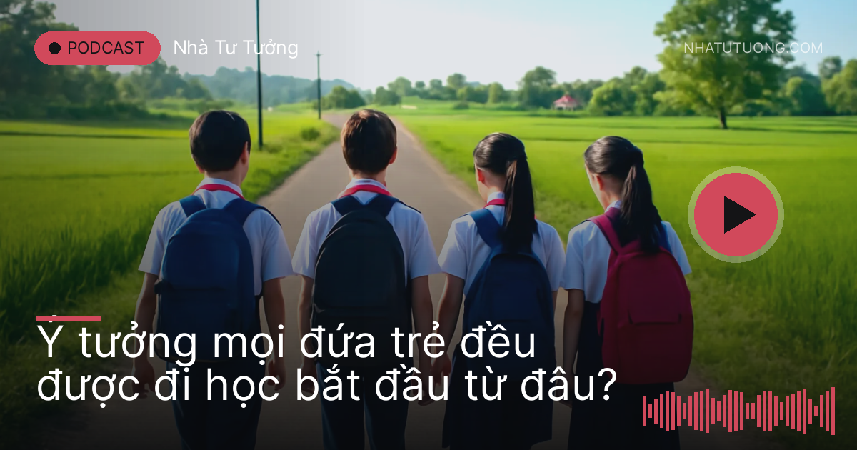 Trẻ em mặc đồng phục đi bộ tới trường trên đường làng buổi sáng